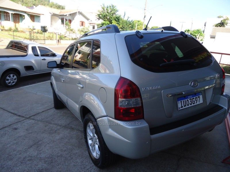 HYUNDAI TUCSON 2.0 MPFI GLS BASE 16V 143CV 2WD 2012/2013 BOURSCHEID CARROS E MOTOS SANTA CLARA DO SUL / Carros no Vale