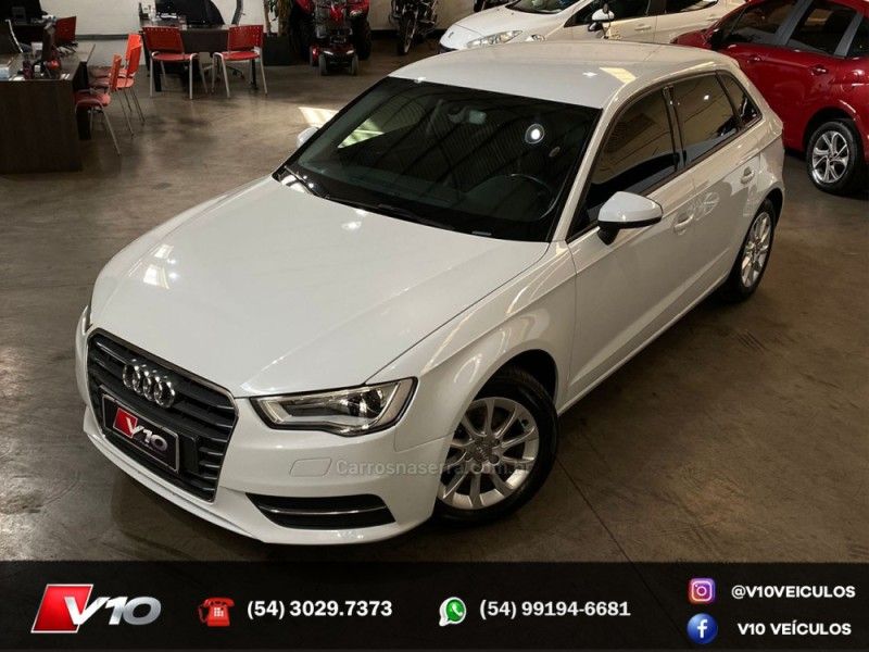AUDI A3 1.4 TFSI SPORTBACK 16V S-TRONIC 2015/2016 V10 VEÍCULOS CAXIAS DO SUL / Carros no Vale