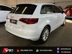AUDI A3 1.4 TFSI SPORTBACK 16V S-TRONIC 2015/2016 V10 VEÍCULOS CAXIAS DO SUL / Carros no Vale