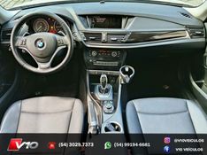 BMW X1 2.0 16V TURBO ACTIVEFLEX SDRIVE20I 2015/2015 V10 VEÍCULOS CAXIAS DO SUL / Carros no Vale