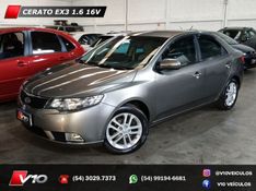 KIA CERATO 1.6 SX3 16V 2011/2012 V10 VEÍCULOS CAXIAS DO SUL / Carros no Vale