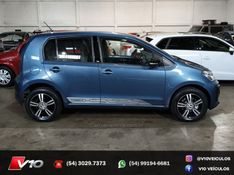 VOLKSWAGEN UP 1.0 TSI CONNECT 12V TOTAL 2017/2018 V10 VEÍCULOS CAXIAS DO SUL / Carros no Vale