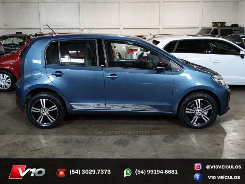 VOLKSWAGEN UP 1.0 TSI CONNECT 12V TOTAL 2017/2018 V10 VEÍCULOS CAXIAS DO SUL / Carros no Vale