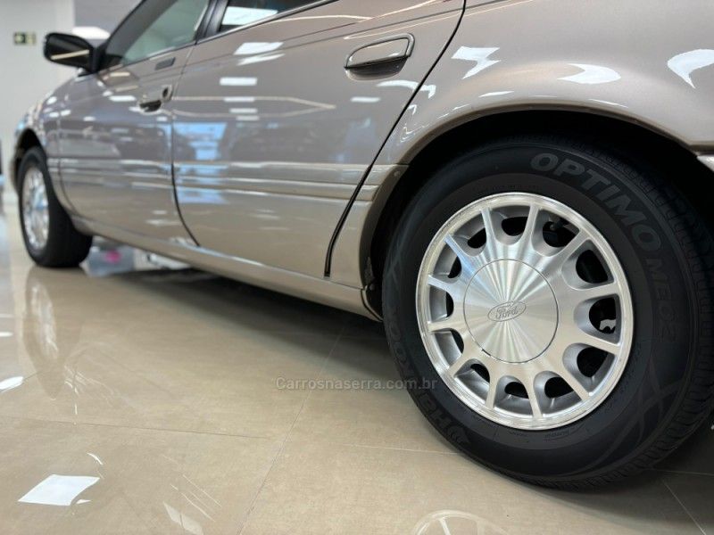 FORD TAURUS 3.0 LX V6 24V 1994/1995 LUIGGI AUTOMÓVEIS CARLOS BARBOSA / Carros no Vale