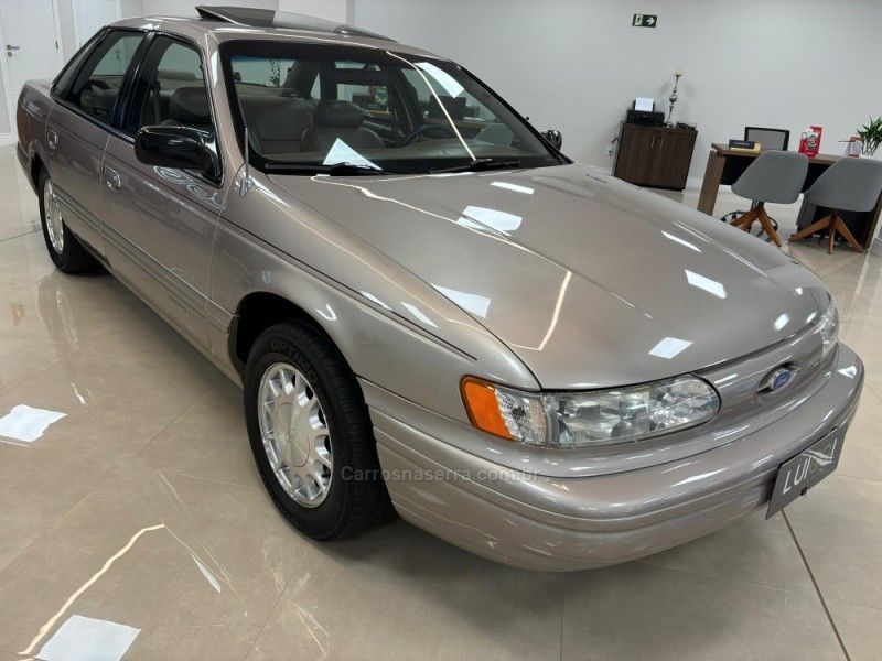 FORD TAURUS 3.0 LX V6 24V 1994/1995 LUIGGI AUTOMÓVEIS CARLOS BARBOSA / Carros no Vale