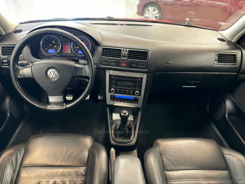 VOLKSWAGEN GOLF 1.6 MI SPORTLINE 8V 2010/2011 LUIGGI AUTOMÓVEIS CARLOS BARBOSA / Carros no Vale