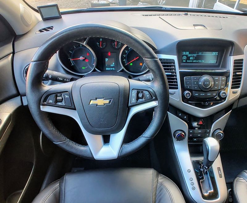 CHEVROLET CRUZE LT 1.8 16V FlexPower 2016/2016 VALE AUTOMÓVEIS LAJEADO / Carros no Vale