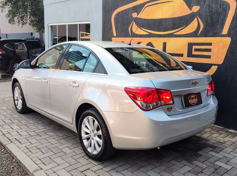 CHEVROLET CRUZE LT 1.8 16V FlexPower 2016/2016 VALE AUTOMÓVEIS LAJEADO / Carros no Vale