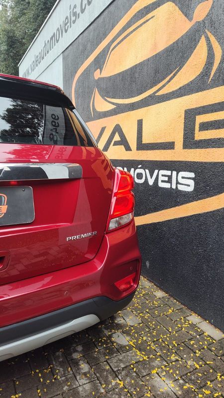 CHEVROLET TRACKER Premier 1.4 Turbo 16V 2019/2019 VALE AUTOMÓVEIS LAJEADO / Carros no Vale