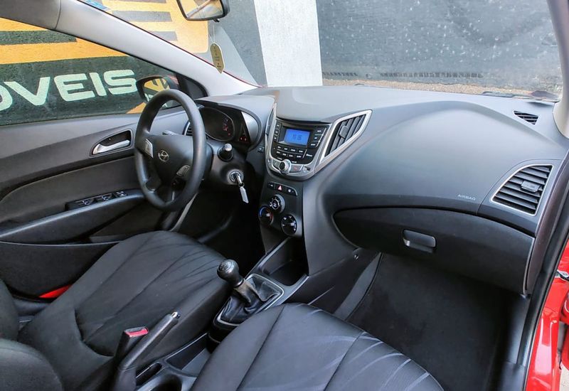 Hyundai HB20 Comf./C.Plus/C.Style 1.0 12V 2013/2014 VALE AUTOMÓVEIS LAJEADO / Carros no Vale