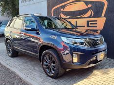 KIA Sorento 2.4 16V 4×2 2013/2014 VALE AUTOMÓVEIS LAJEADO / Carros no Vale