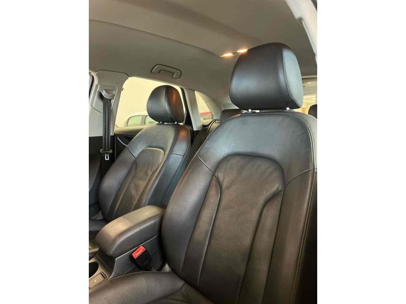 AUDI Q3 1.4 TFSI AMBIENTE S TRONIC 2016/2017 LEHMEN VEÍCULOS VENÂNCIO AIRES / Carros no Vale
