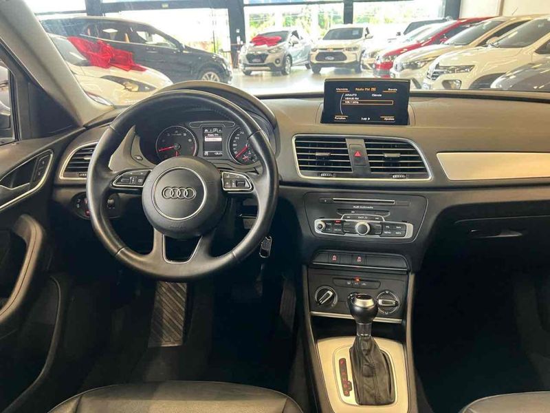 AUDI Q3 1.4 TFSI AMBIENTE S TRONIC 2016/2017 LEHMEN VEÍCULOS VENÂNCIO AIRES / Carros no Vale