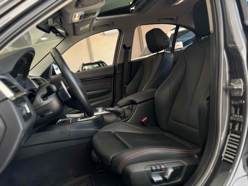 BMW 328i 2.0 SPORT GP 16V ACTIVEFLEX 2017/2017 LEHMEN VEÍCULOS VENÂNCIO AIRES / Carros no Vale
