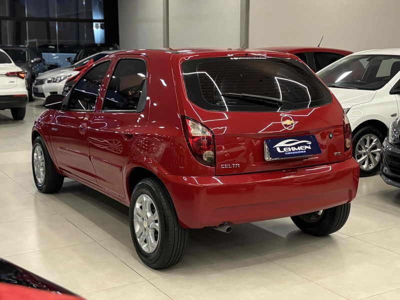 CHEVROLET CELTA 1.0 MPFI VHCE SPIRIT 8V 2011/2011 LEHMEN VEÍCULOS VENÂNCIO AIRES / Carros no Vale