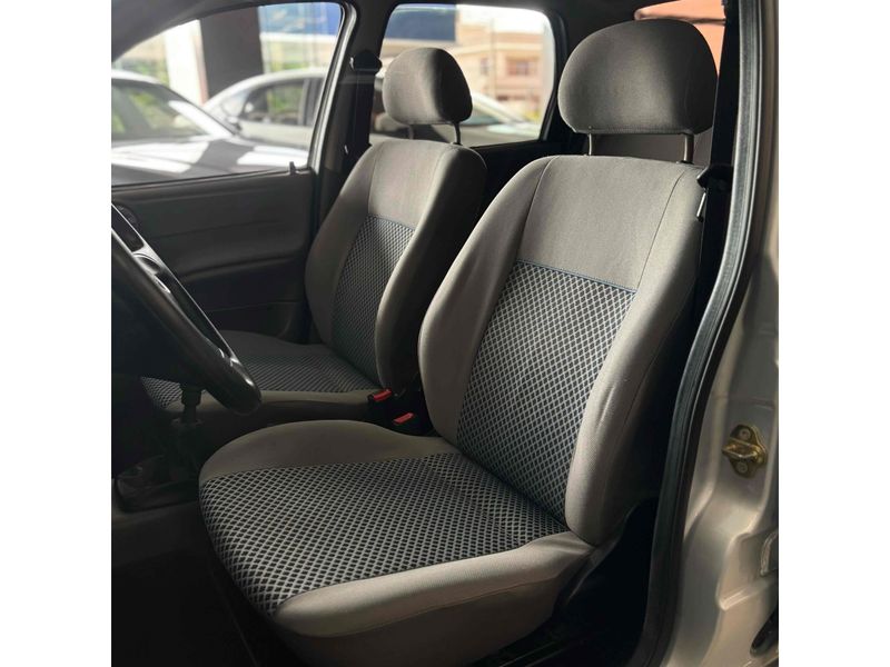 CHEVROLET CLASSIC 1.0 MPFI LIFE 8V 2009/2009 LEHMEN VEÍCULOS VENÂNCIO AIRES / Carros no Vale