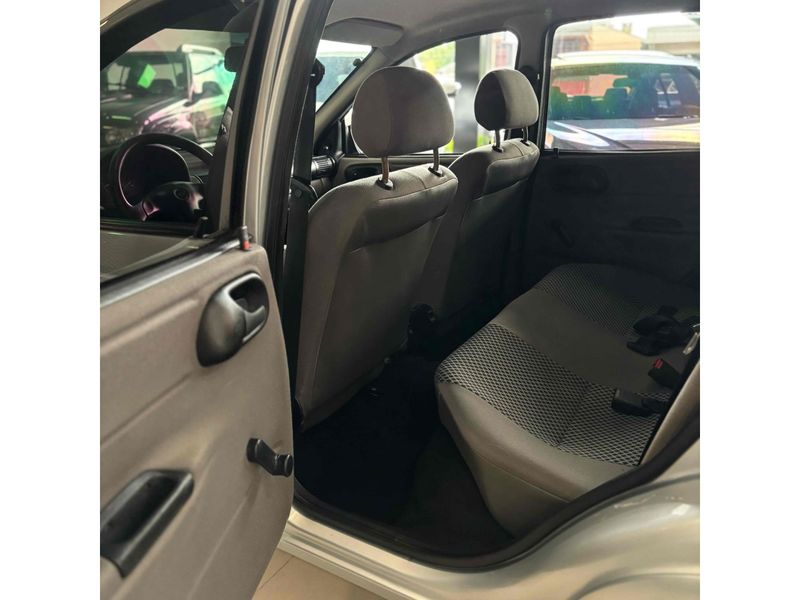 CHEVROLET CLASSIC 1.0 MPFI LIFE 8V 2009/2009 LEHMEN VEÍCULOS VENÂNCIO AIRES / Carros no Vale