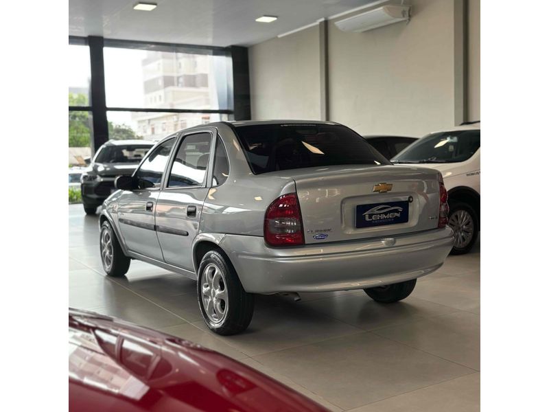 CHEVROLET CLASSIC 1.0 MPFI LIFE 8V 2009/2009 LEHMEN VEÍCULOS VENÂNCIO AIRES / Carros no Vale