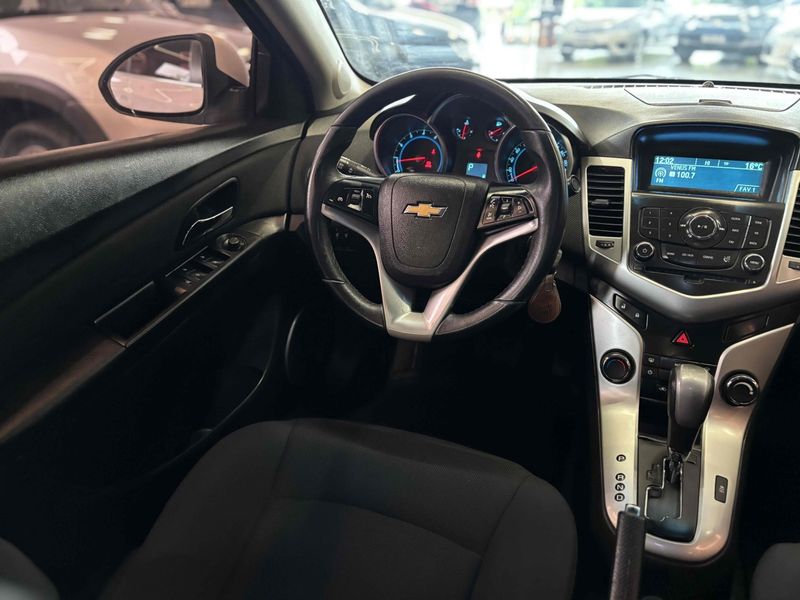 CHEVROLET CRUZE 1.8 LT 16V 2014/2014 LEHMEN VEÍCULOS VENÂNCIO AIRES / Carros no Vale