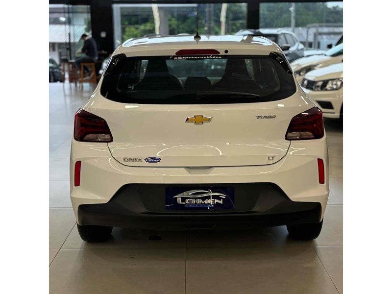 CHEVROLET ONIX 1.0 TURBO LT 2022/2023 LEHMEN VEÍCULOS VENÂNCIO AIRES / Carros no Vale