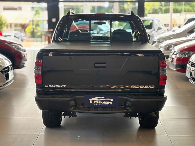 CHEVROLET S10 2.4 MPFI RODEIO 4X2 CD 8V 2010/2011 LEHMEN VEÍCULOS VENÂNCIO AIRES / Carros no Vale