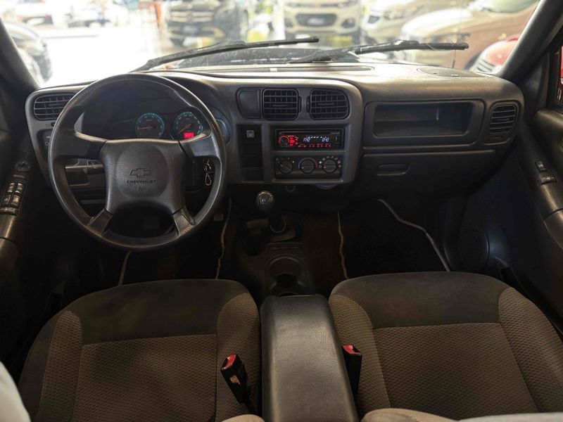 CHEVROLET S10 2.4 MPFI RODEIO 4X2 CD 8V 2010/2011 LEHMEN VEÍCULOS VENÂNCIO AIRES / Carros no Vale
