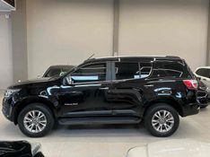 CHEVROLET TRAILBLAZER 2.8 LTZ 4X4 16V TURBO 2017/2018 LEHMEN VEÍCULOS VENÂNCIO AIRES / Carros no Vale