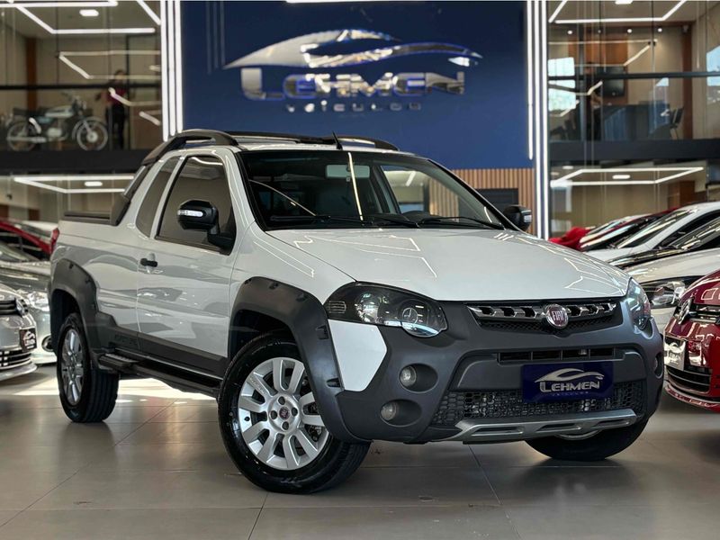 FIAT STRADA 1.8 MPI ADVENTURE CD 16V 2013/2014 LEHMEN VEÍCULOS VENÂNCIO AIRES / Carros no Vale