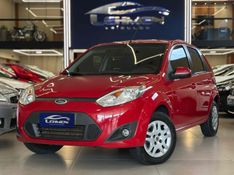 FORD FIESTA 1.0 ROCAM HATCH 8V 2014/2014 LEHMEN VEÍCULOS VENÂNCIO AIRES / Carros no Vale