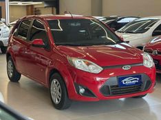 FORD FIESTA 1.0 ROCAM HATCH 8V 2014/2014 LEHMEN VEÍCULOS VENÂNCIO AIRES / Carros no Vale