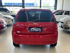 FORD FIESTA 1.0 ROCAM HATCH 8V 2014/2014 LEHMEN VEÍCULOS VENÂNCIO AIRES / Carros no Vale