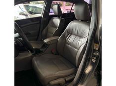 HONDA CIVIC 2.0 EXR 16V 2013/2014 LEHMEN VEÍCULOS VENÂNCIO AIRES / Carros no Vale