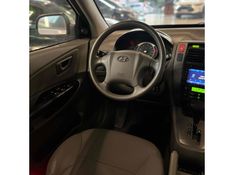 HYUNDAI TUCSON 2.0 MPFI GLS 16V 143CV 2WD 2014/2015 LEHMEN VEÍCULOS VENÂNCIO AIRES / Carros no Vale