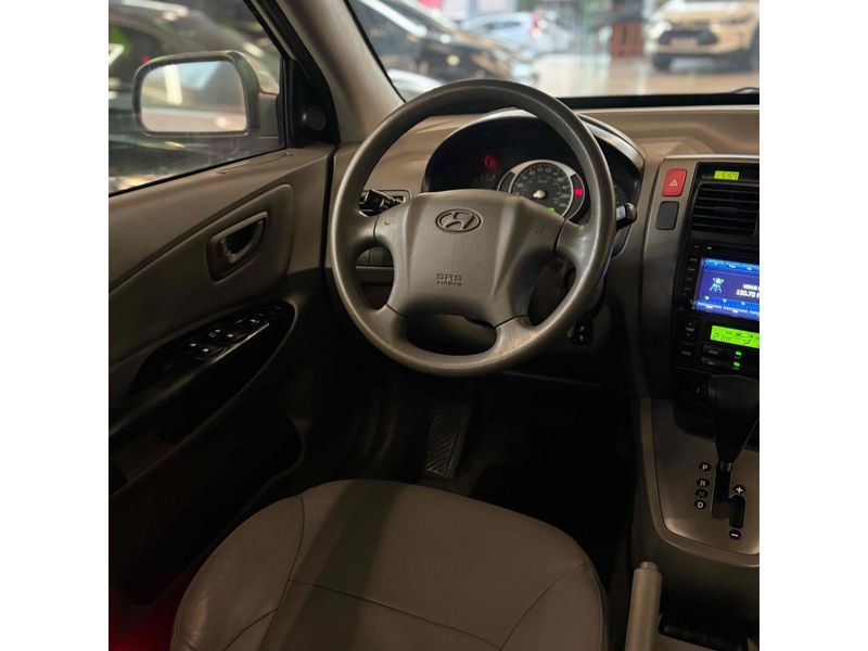 HYUNDAI TUCSON 2.0 MPFI GLS 16V 143CV 2WD 2014/2015 LEHMEN VEÍCULOS VENÂNCIO AIRES / Carros no Vale