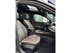 JEEP COMMANDER 2.0 TD380 TURBO OVERLAND AT9 2022/2022 LEHMEN VEÍCULOS VENÂNCIO AIRES / Carros no Vale