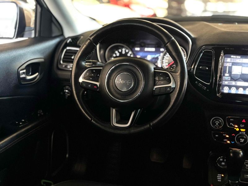 JEEP COMPASS 2.0 16V LIMITED 4X4 2019/2020 LEHMEN VEÍCULOS VENÂNCIO AIRES / Carros no Vale