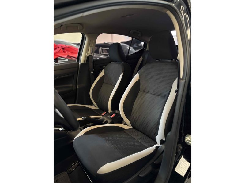 NISSAN VERSA 1.6 16V ADVANCE XTRONIC 2022/2022 LEHMEN VEÍCULOS VENÂNCIO AIRES / Carros no Vale