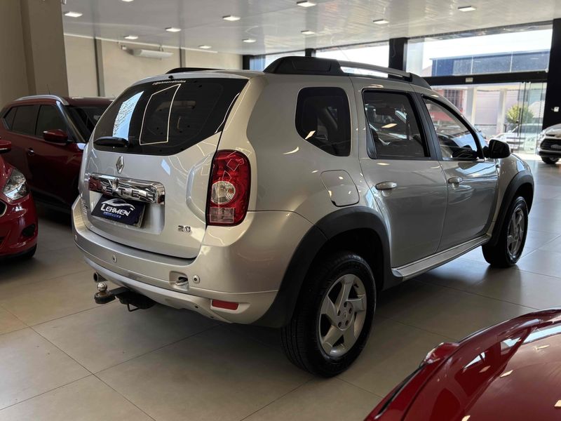 RENAULT DUSTER 2.0 DYNAMIQUE 4X2 16V 2015/2015 LEHMEN VEÍCULOS VENÂNCIO AIRES / Carros no Vale