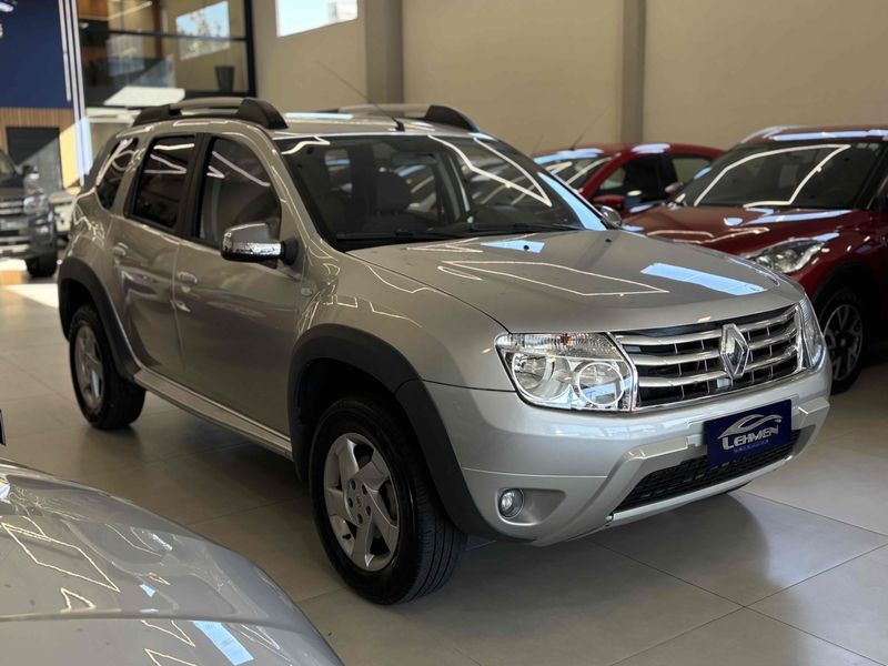 RENAULT DUSTER 2.0 DYNAMIQUE 4X2 16V 2015/2015 LEHMEN VEÍCULOS VENÂNCIO AIRES / Carros no Vale