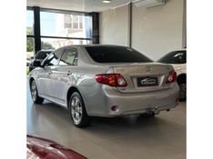TOYOTA COROLLA 1.8 GLI 16V 2009/2010 LEHMEN VEÍCULOS VENÂNCIO AIRES / Carros no Vale