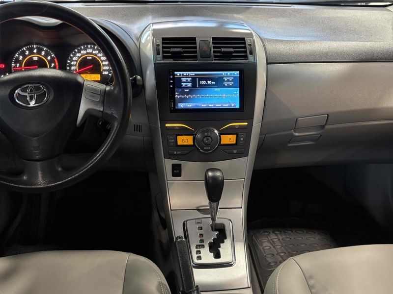 TOYOTA COROLLA 1.8 GLI 16V 2012/2012 LEHMEN VEÍCULOS VENÂNCIO AIRES / Carros no Vale