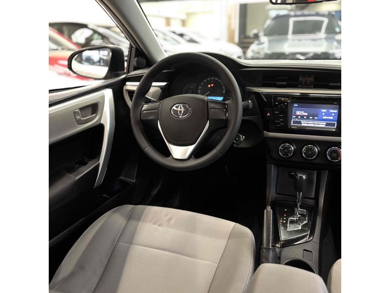 TOYOTA COROLLA 1.8 GLI 16V 2016/2017 LEHMEN VEÍCULOS VENÂNCIO AIRES / Carros no Vale