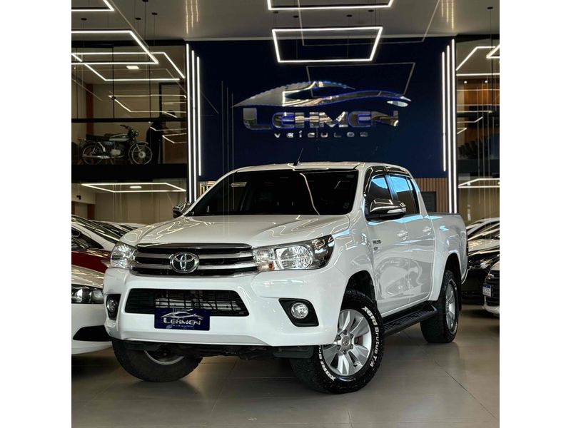 TOYOTA HILUX 2.7 SRV 4X2 CD 16V 2016/2017 LEHMEN VEÍCULOS VENÂNCIO AIRES / Carros no Vale