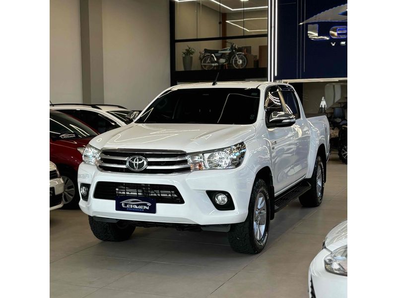 TOYOTA HILUX 2.7 SRV 4X2 CD 16V 2016/2017 LEHMEN VEÍCULOS VENÂNCIO AIRES / Carros no Vale