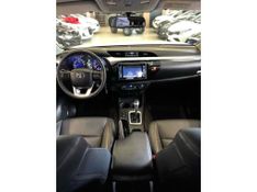 TOYOTA HILUX 2.7 SRV 4X2 CD 16V 2016/2017 LEHMEN VEÍCULOS VENÂNCIO AIRES / Carros no Vale