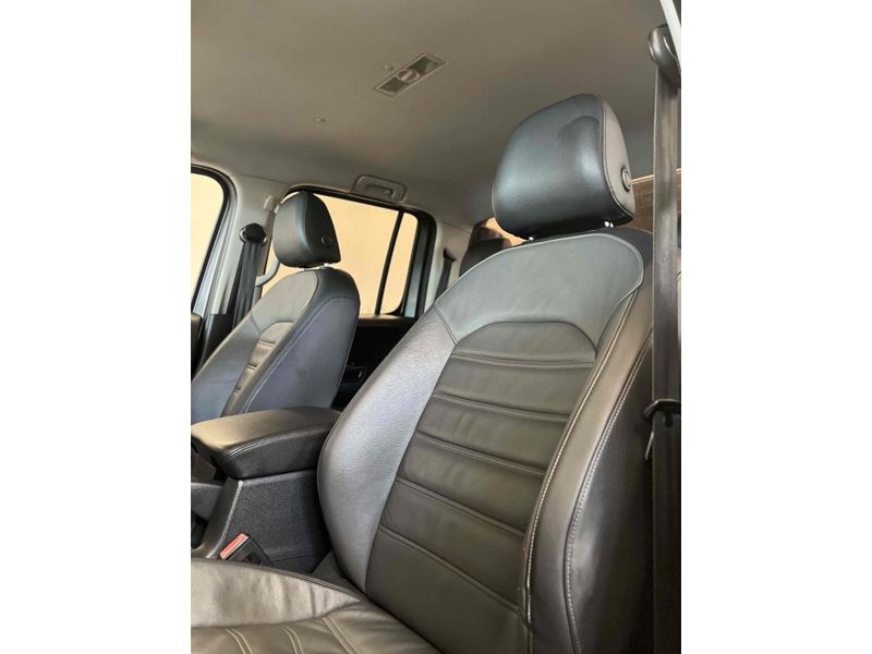VOLKSWAGEN AMAROK 2.0 HIGHLINE 4X4 CD 16V TURBO INTERCOOLER 2017/2017 LEHMEN VEÍCULOS VENÂNCIO AIRES / Carros no Vale