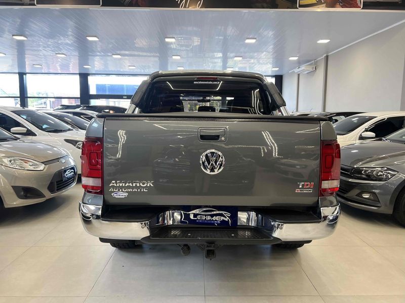 VOLKSWAGEN AMAROK 2.0 HIGHLINE 4X4 CD 16V TURBO INTERCOOLER 2017/2017 LEHMEN VEÍCULOS VENÂNCIO AIRES / Carros no Vale