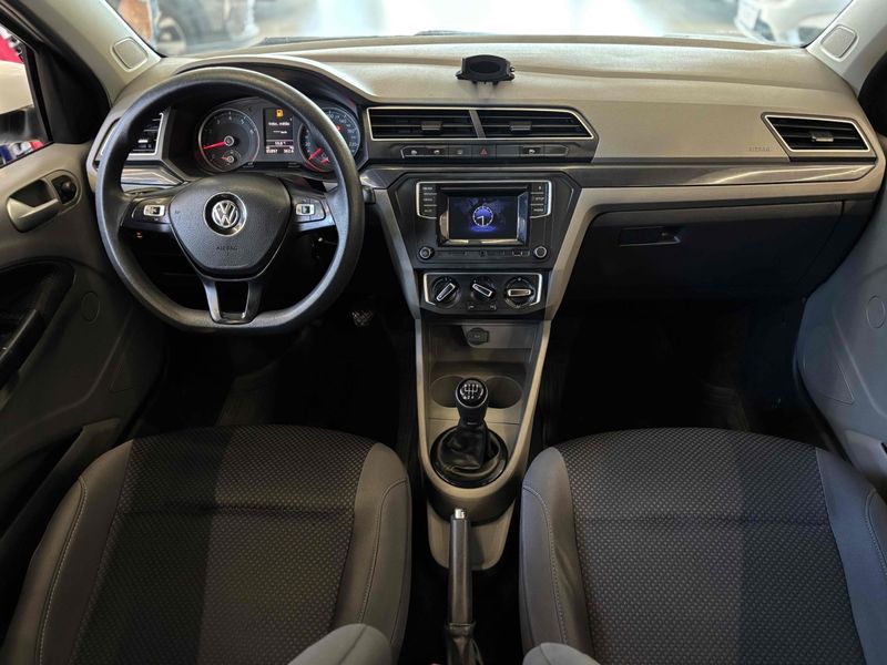 VOLKSWAGEN VOYAGE 1.6 MSI TOTALFLEX COMFORTLINE 2016/2017 LEHMEN VEÍCULOS VENÂNCIO AIRES / Carros no Vale