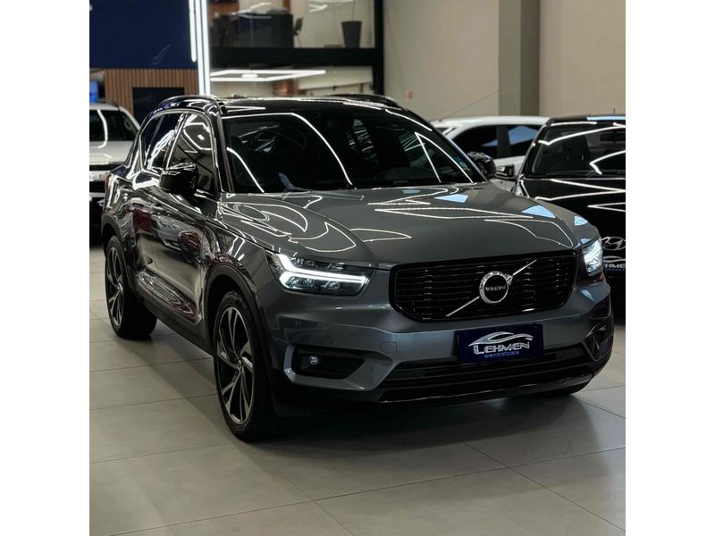 VOLVO XC40 2.0 T5 R-DESIGN AWD GEARTRONIC 2018/2018 LEHMEN VEÍCULOS VENÂNCIO AIRES / Carros no Vale