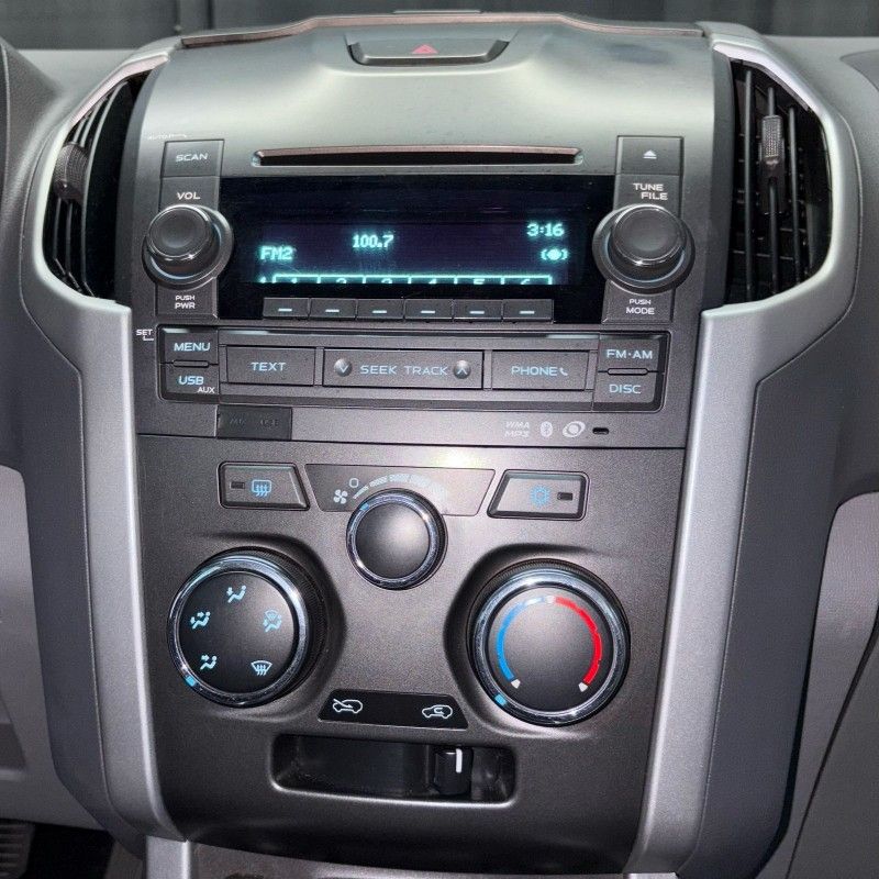 Chevrolet S10 C.DUPLA 2.8 2013/2013 SÉRGIO VEÍCULOS TEUTÔNIA / Carros no Vale